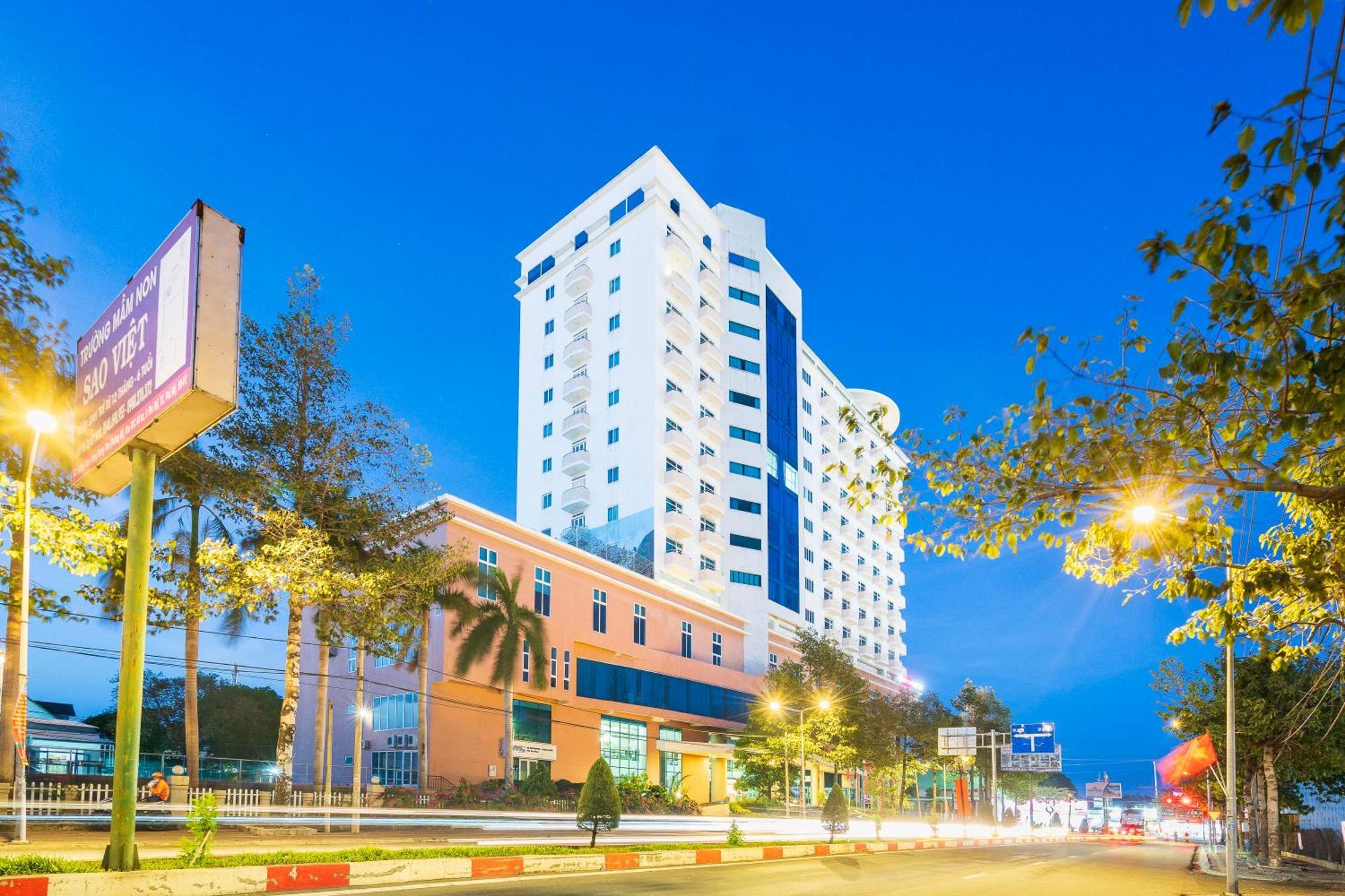 Golf Phu My Hotel Ngoại thất bức ảnh